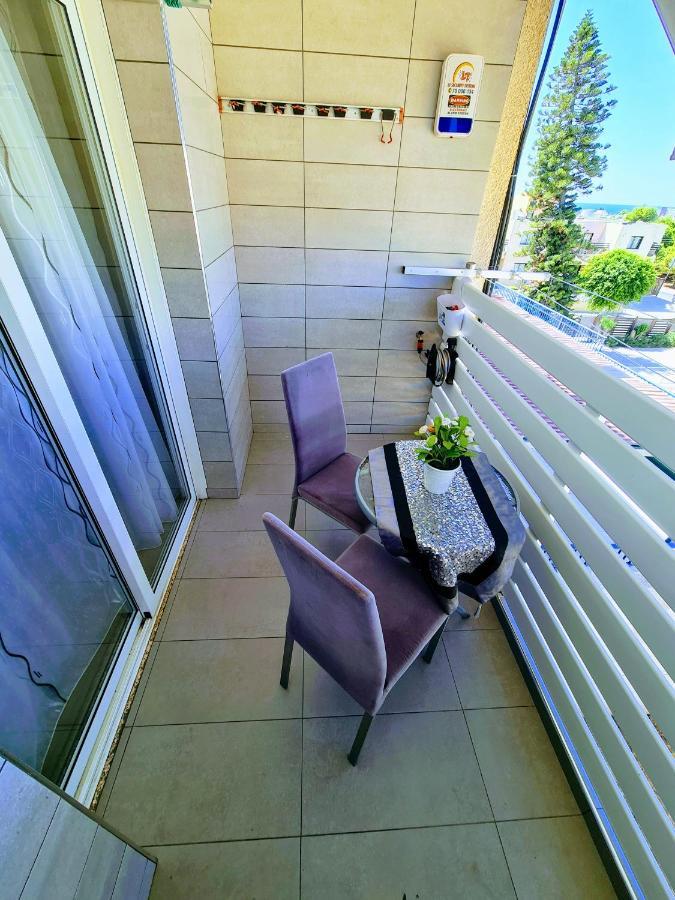 Hidden Lights Deluxe Apartment アヤナパ エクステリア 写真